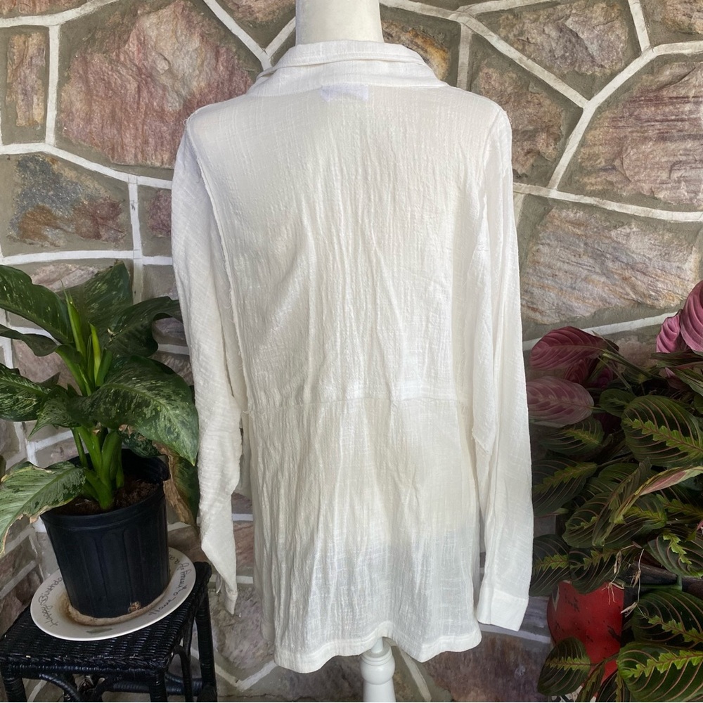 CJLA oversized button down top - Picture 4 of 6
